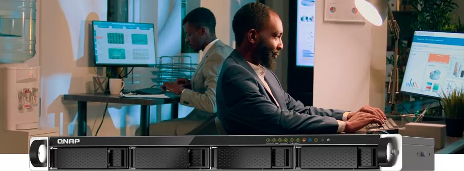 Desempenho de rede e aplicações alinhadas ao perfil do storage NAS - Review TS-435XeU Qnap